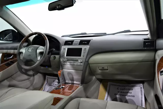 Toyota Camry 2010