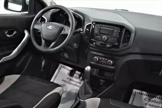 LADA XRAY 2017