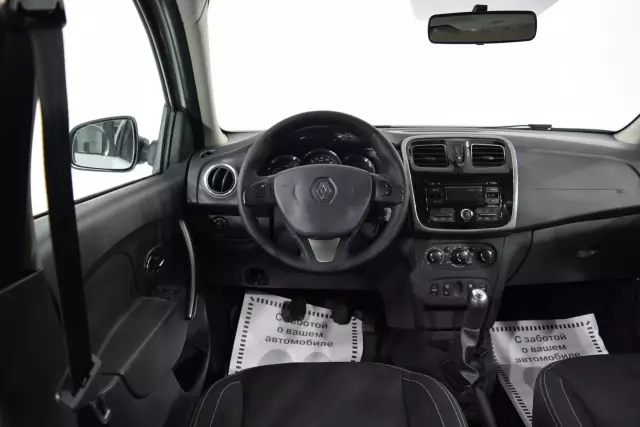Renault Logan 2016