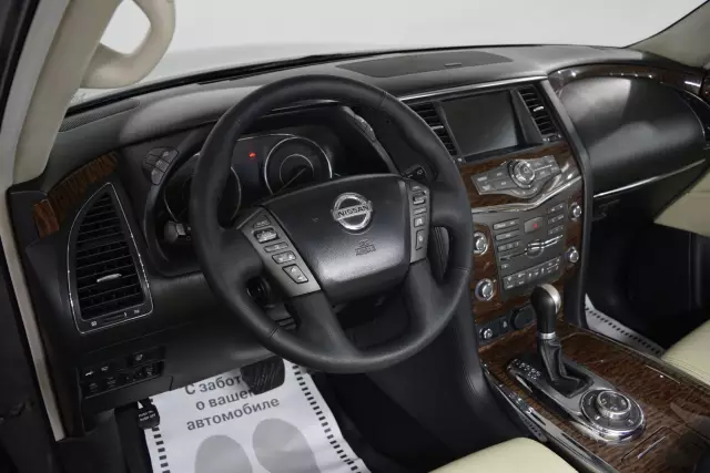 Nissan Patrol 2010