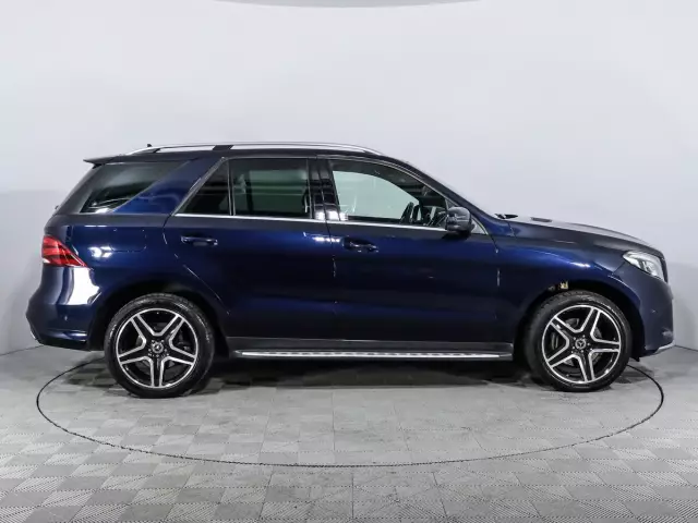 Mercedes-Benz GLE 2016