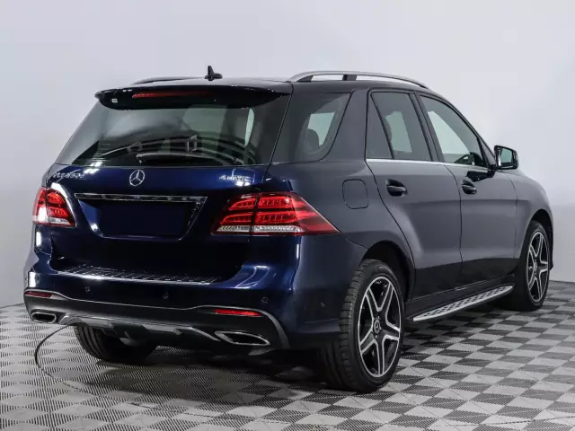 Mercedes-Benz GLE 2016