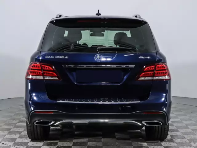 Mercedes-Benz GLE 2016