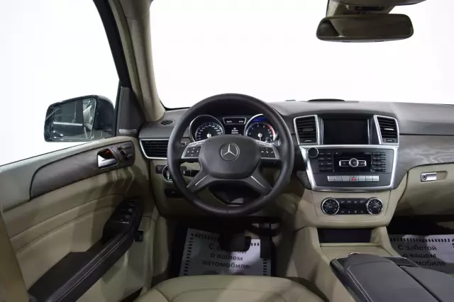Mercedes-Benz M-Класс 2012