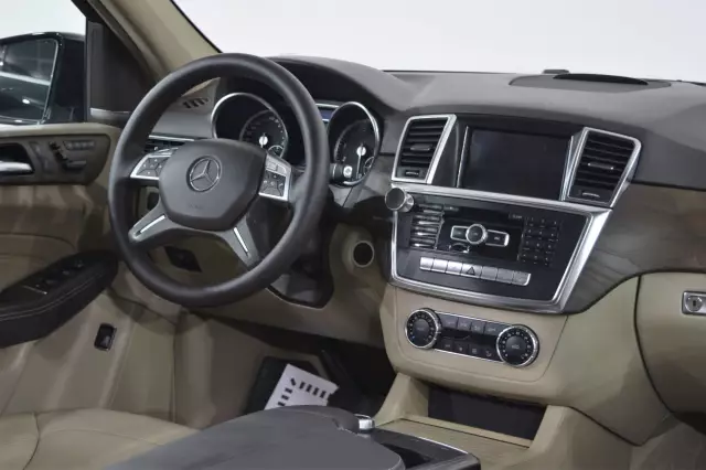 Mercedes-Benz M-Класс 2012