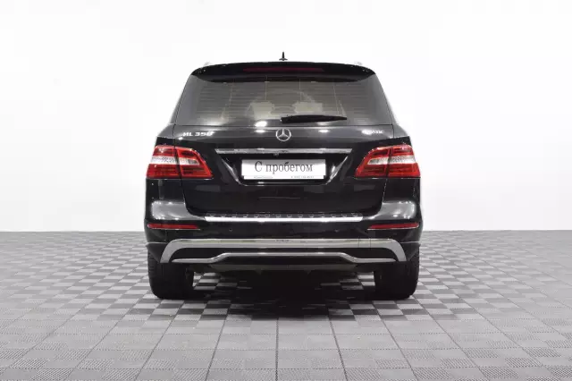 Mercedes-Benz M-Класс 2012