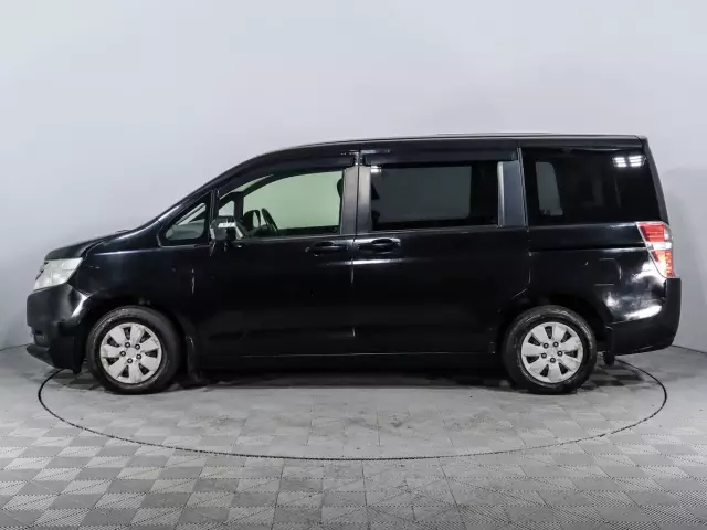 Honda Stepwgn 2015