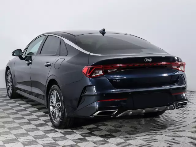 Kia K5 2021