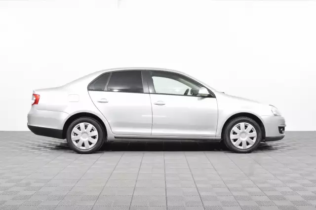 Volkswagen Jetta 2010