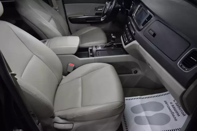 Kia Carnival 2017