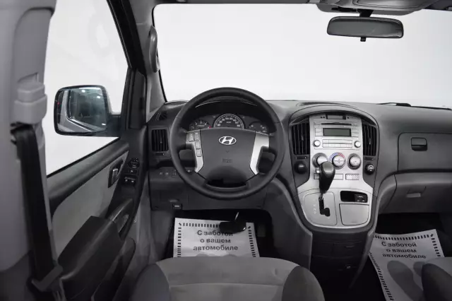 Hyundai Grand Starex 2013