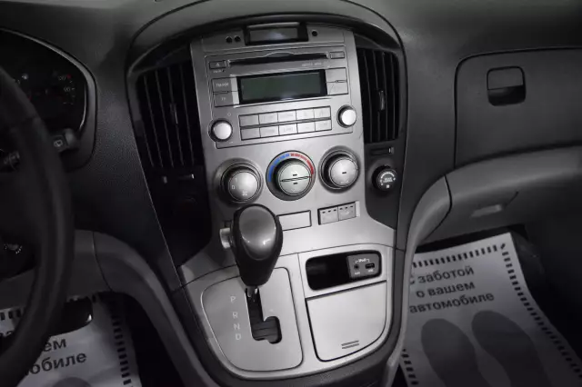 Hyundai Grand Starex 2013