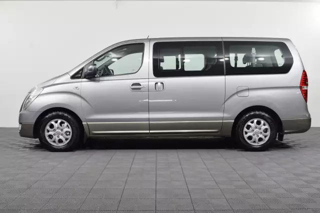 Hyundai Grand Starex 2013