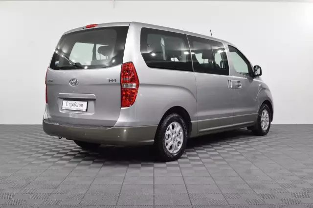 Hyundai Grand Starex 2013