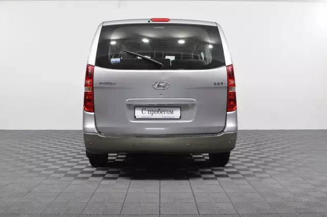 Hyundai Grand Starex 2013