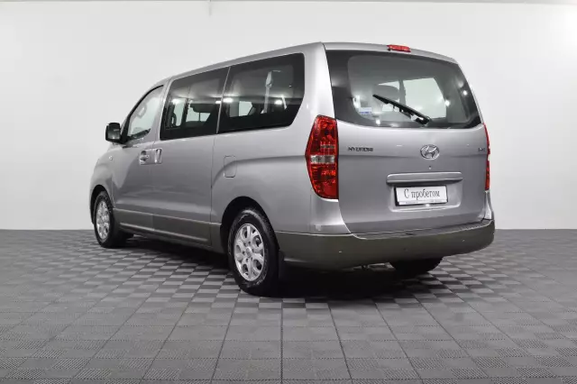 Hyundai Grand Starex 2013