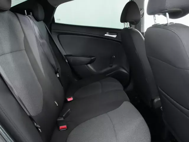 Hyundai Solaris 2010