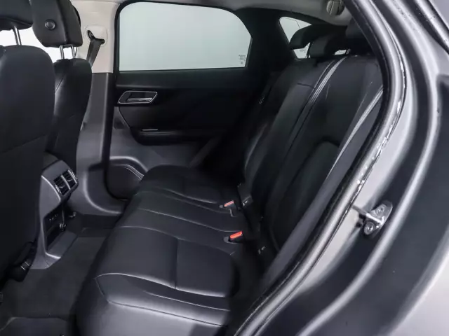 Jaguar F-Pace 2016
