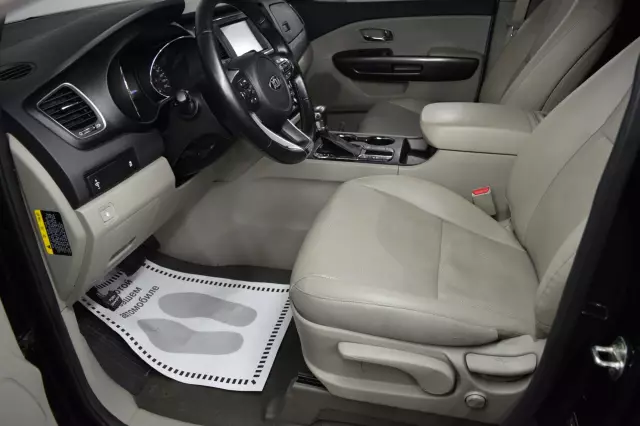 Kia Carnival 2018