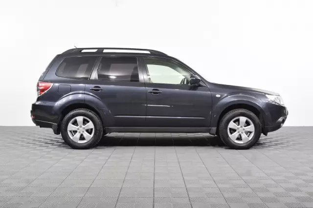 Subaru Forester 2011