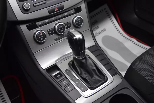 Volkswagen Passat 2012