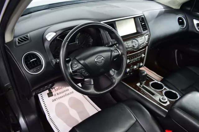 Nissan Pathfinder 2014