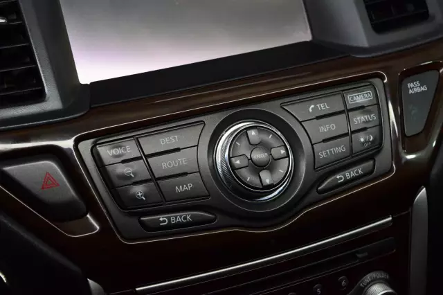 Nissan Pathfinder 2014