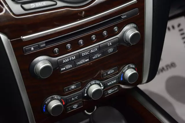 Nissan Pathfinder 2014