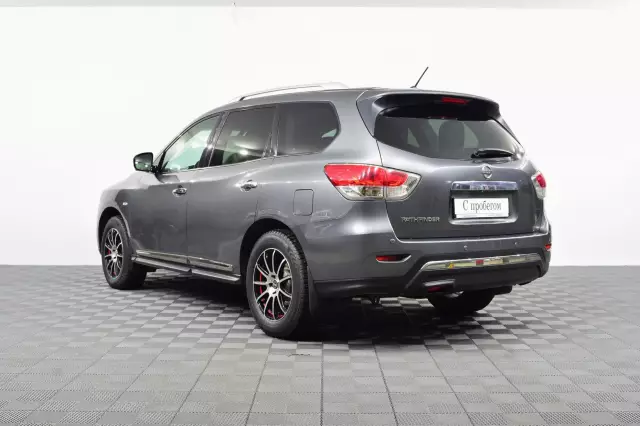 Nissan Pathfinder 2014