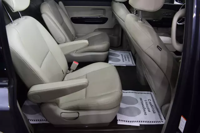 Kia Carnival 2017