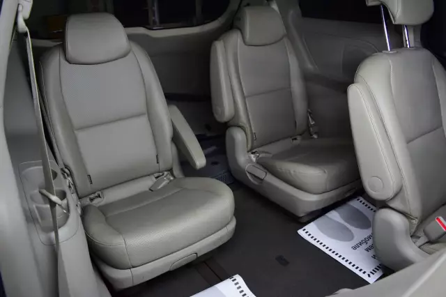 Kia Carnival 2017