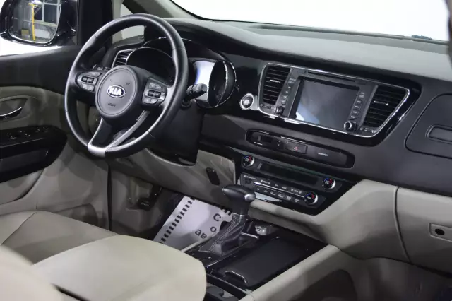 Kia Carnival 2017