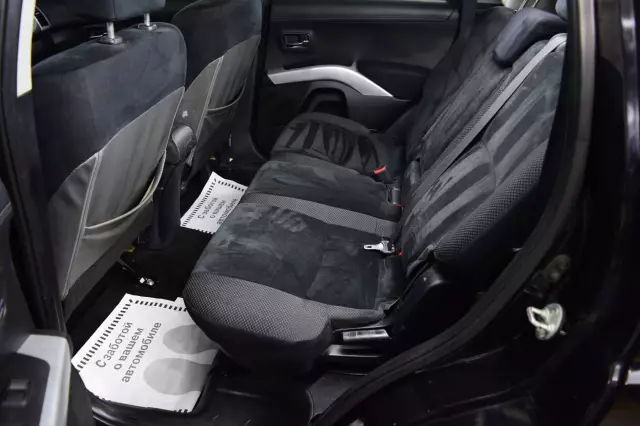 Mitsubishi Outlander 2010