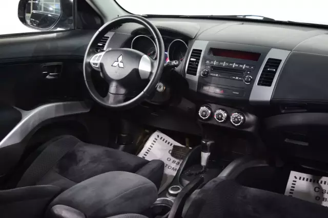 Mitsubishi Outlander 2010