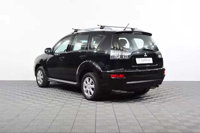 Mitsubishi Outlander 2010