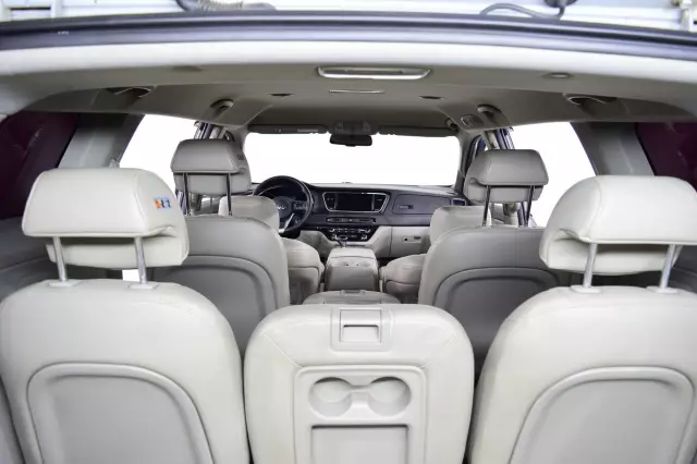 Kia Carnival 2016