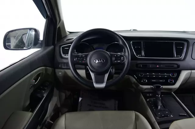 Kia Carnival 2016