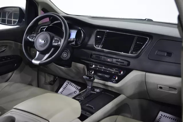 Kia Carnival 2016