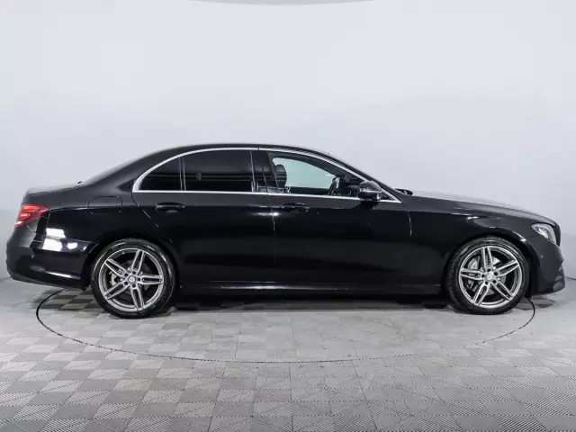 Mercedes-Benz E-Класс 2016