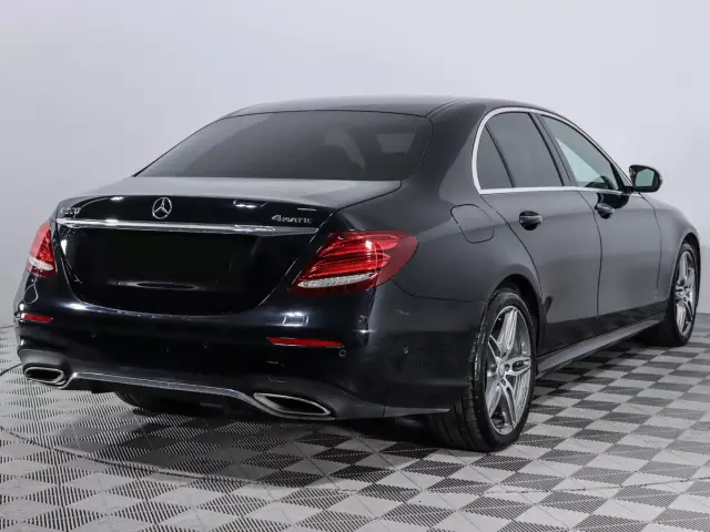 Mercedes-Benz E-Класс 2016