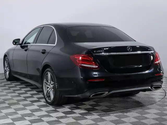 Mercedes-Benz E-Класс 2016