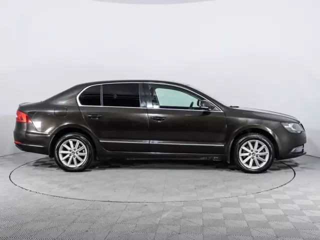 Skoda Superb 2015