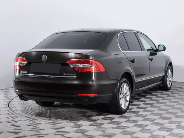 Skoda Superb 2015