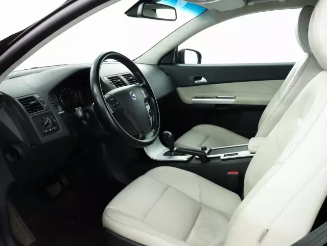 Volvo C30 2012