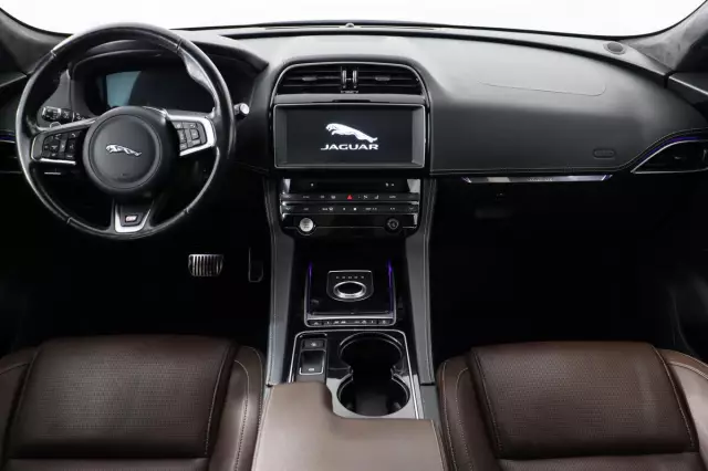 Jaguar F-Pace 2017