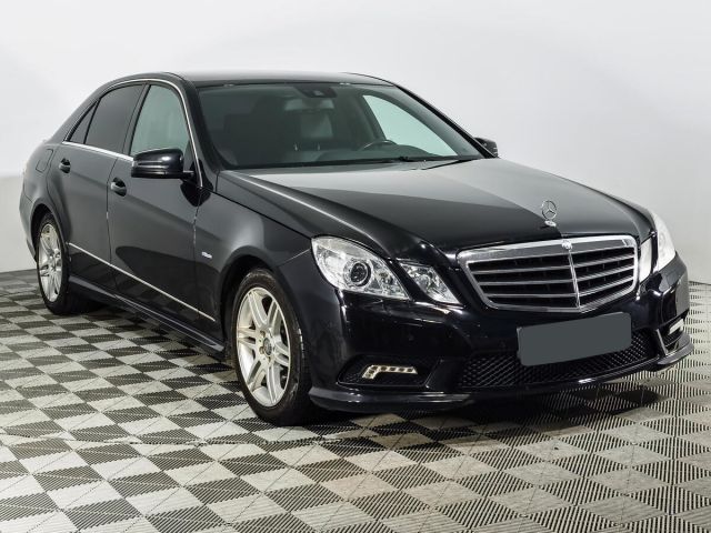 Mercedes-Benz E-Класс 2012