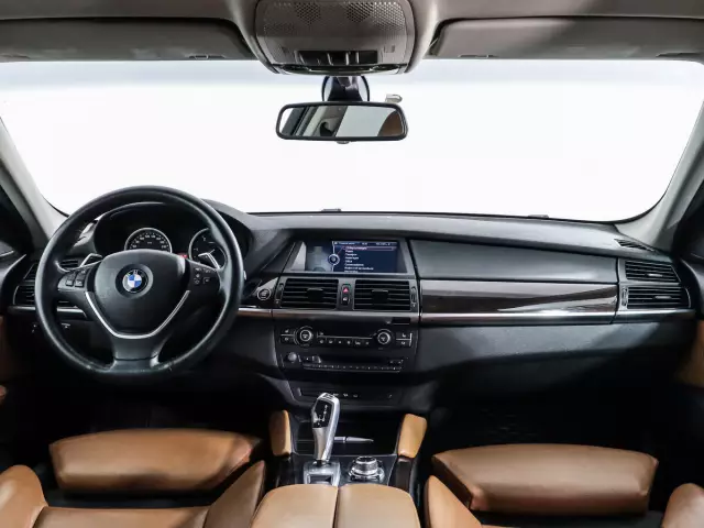 BMW X6 2012