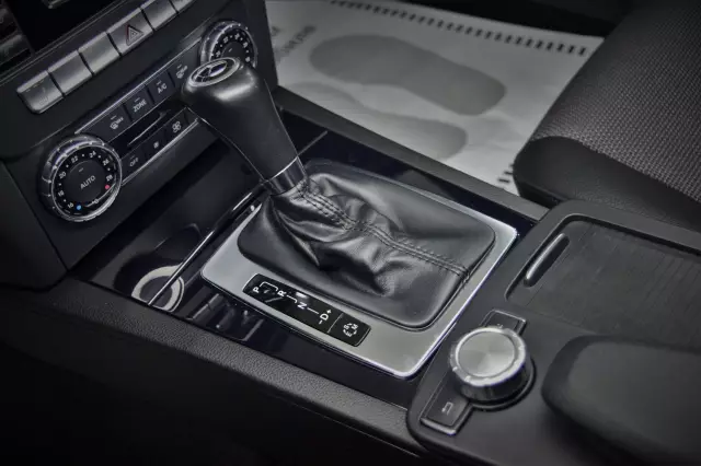 Mercedes-Benz C-Класс 2011