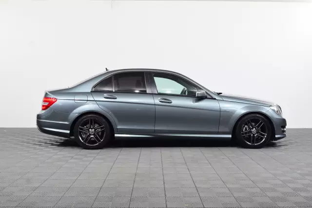 Mercedes-Benz C-Класс 2011