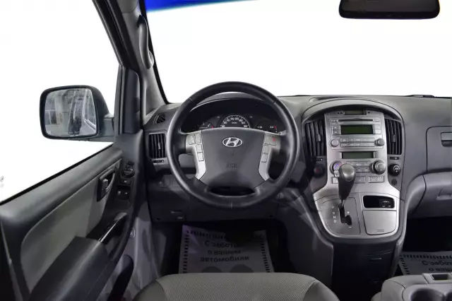 Hyundai Grand Starex 2011